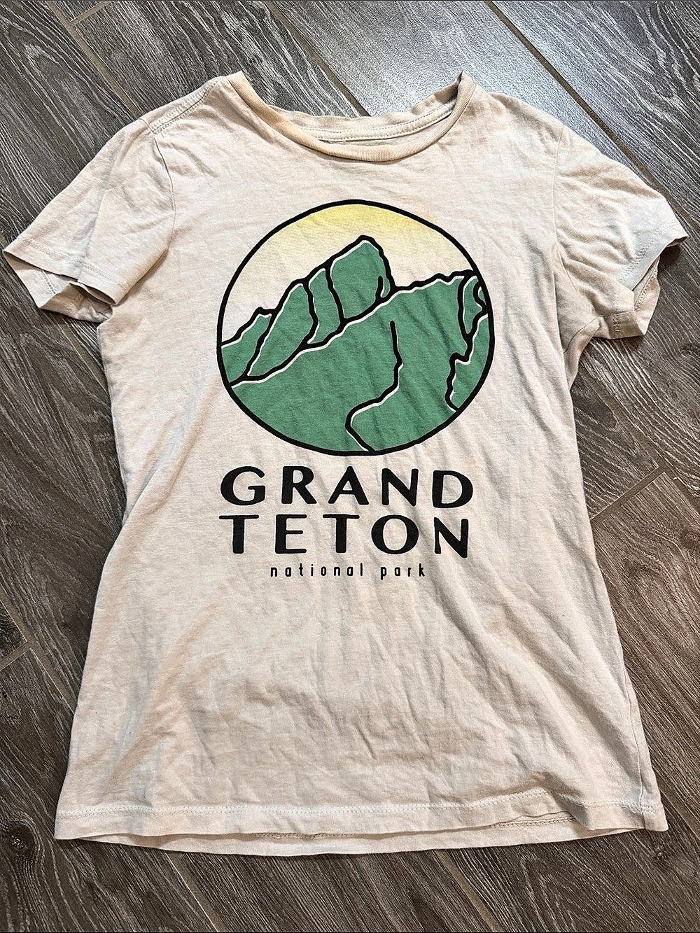 Parks Project Grand Teton National Park T-Shirt Slim fit Graphic Tee Medium
